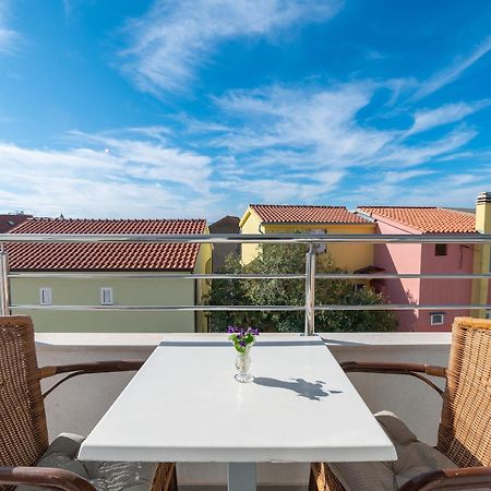 Bilin San Apartment Baska Voda Ruang foto
