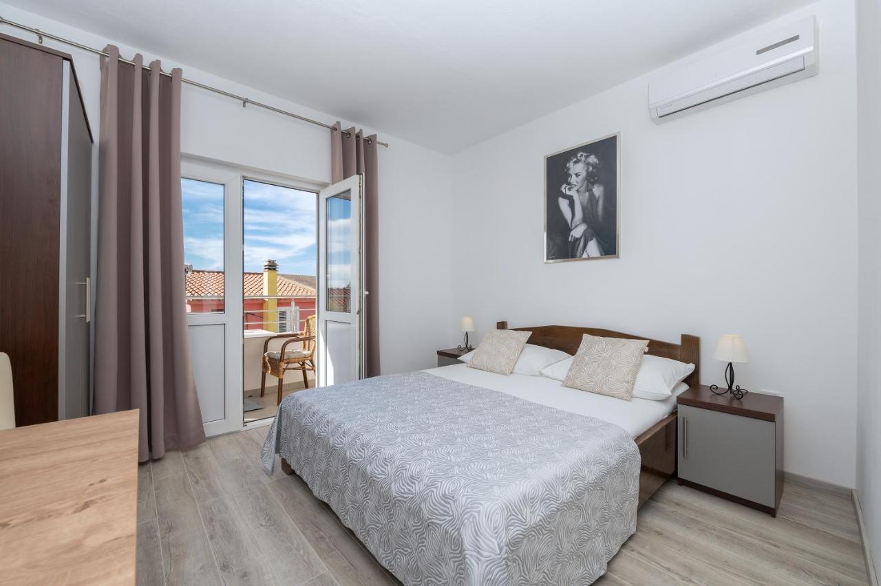 Bilin San Apartment Baska Voda Bagian luar foto