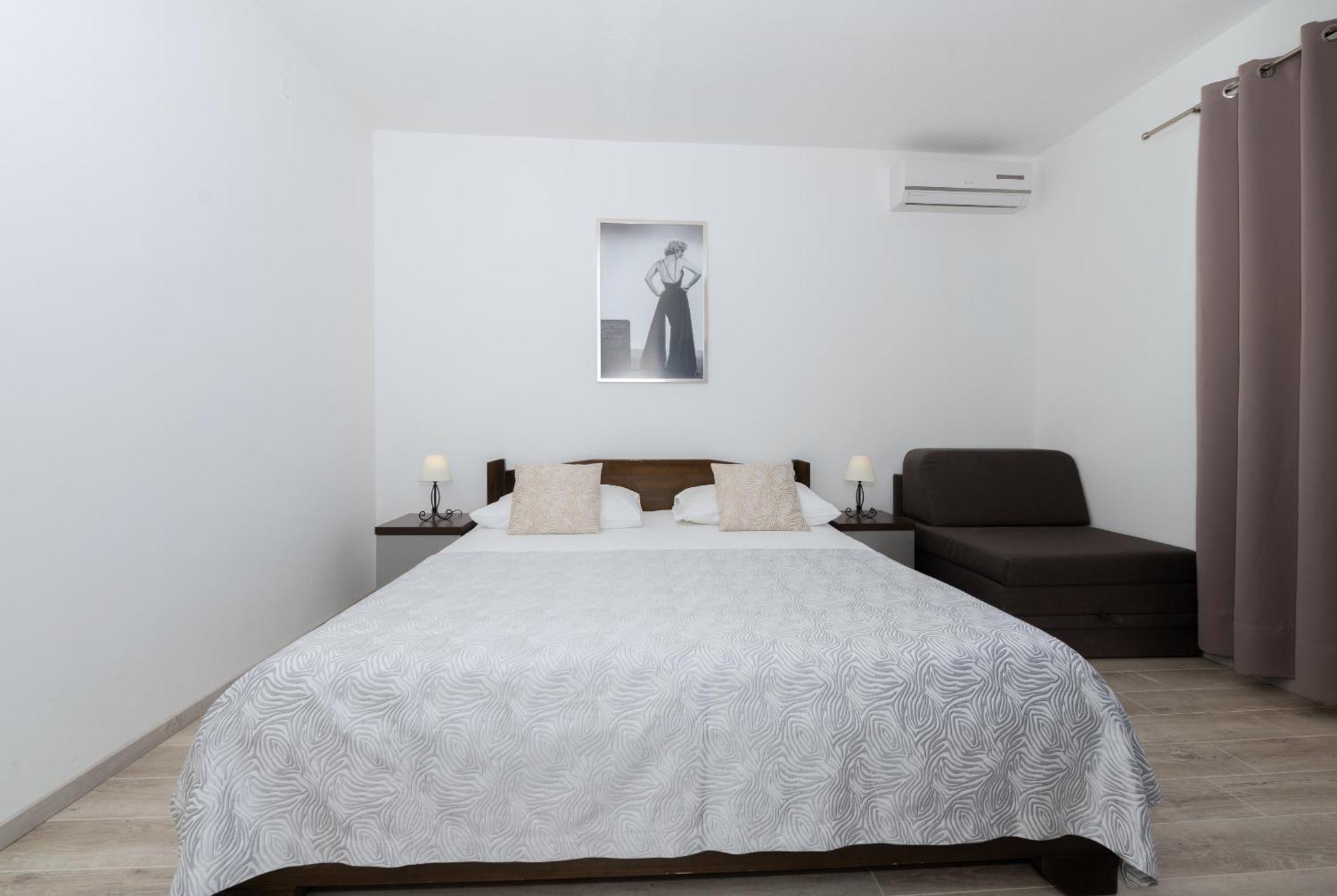 Bilin San Apartment Baska Voda Ruang foto