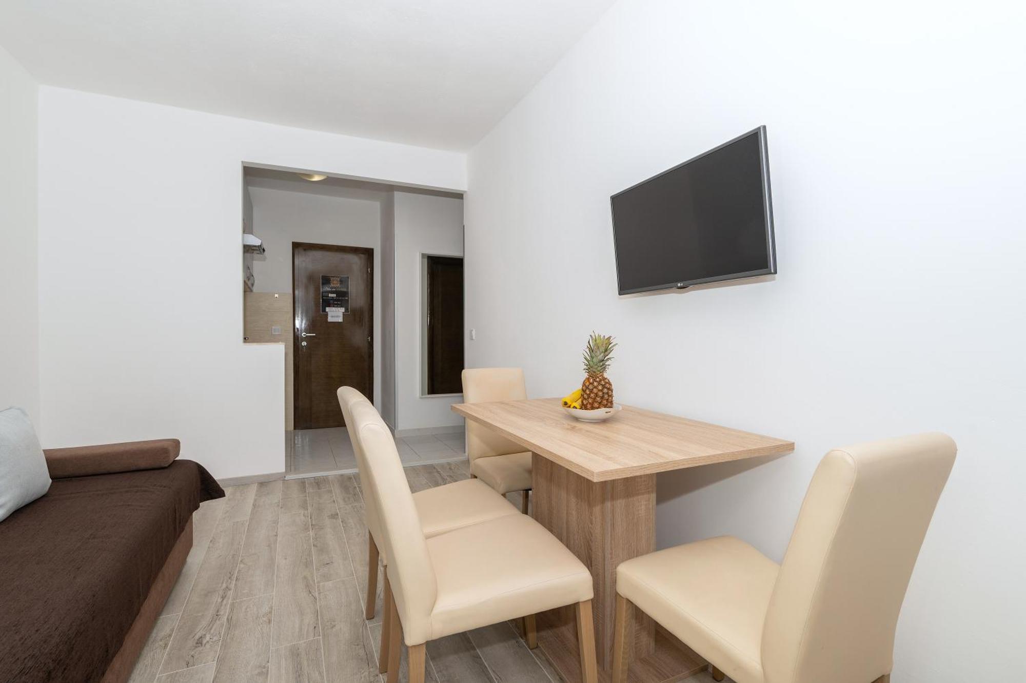 Bilin San Apartment Baska Voda Ruang foto