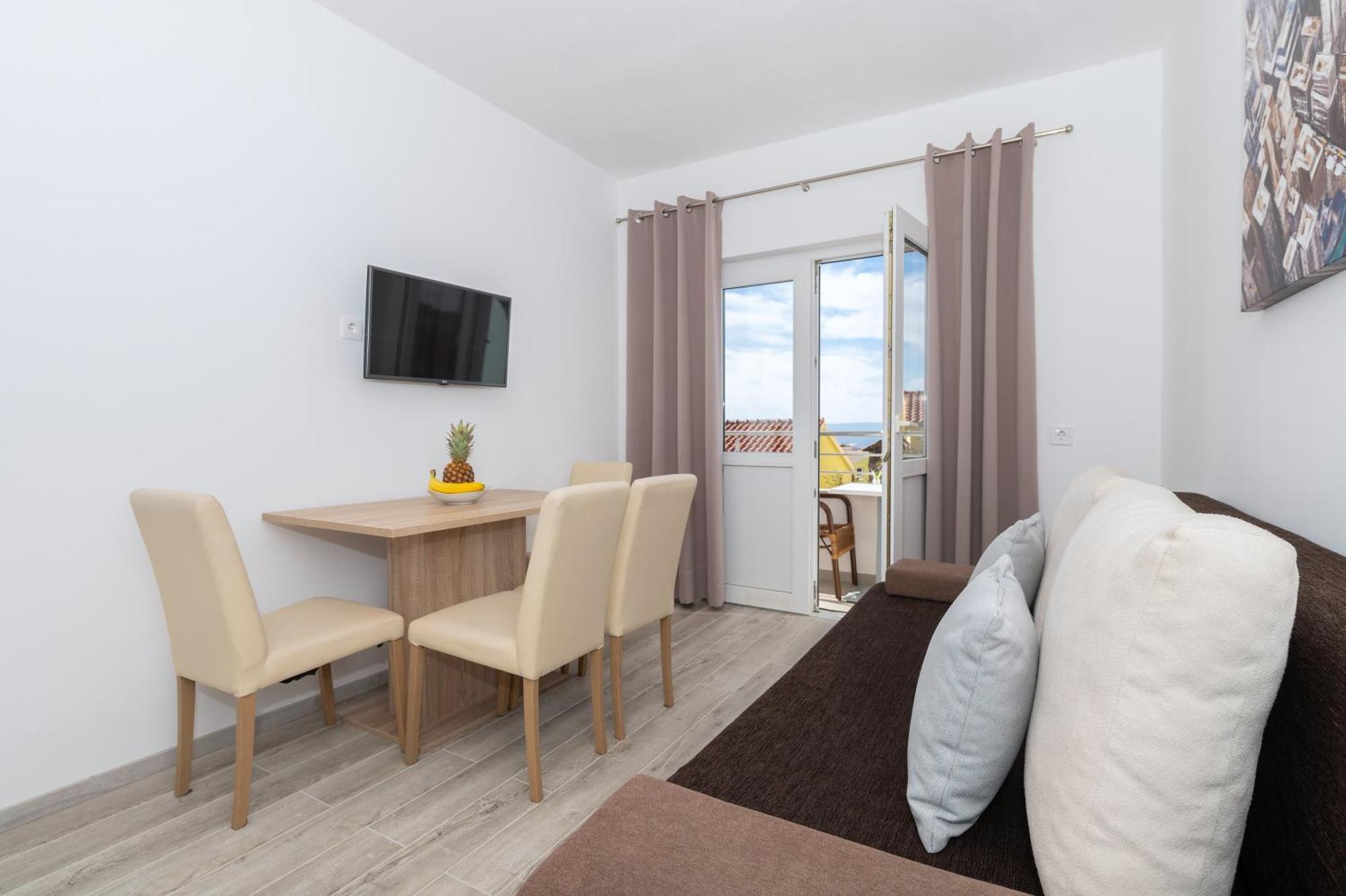 Bilin San Apartment Baska Voda Ruang foto