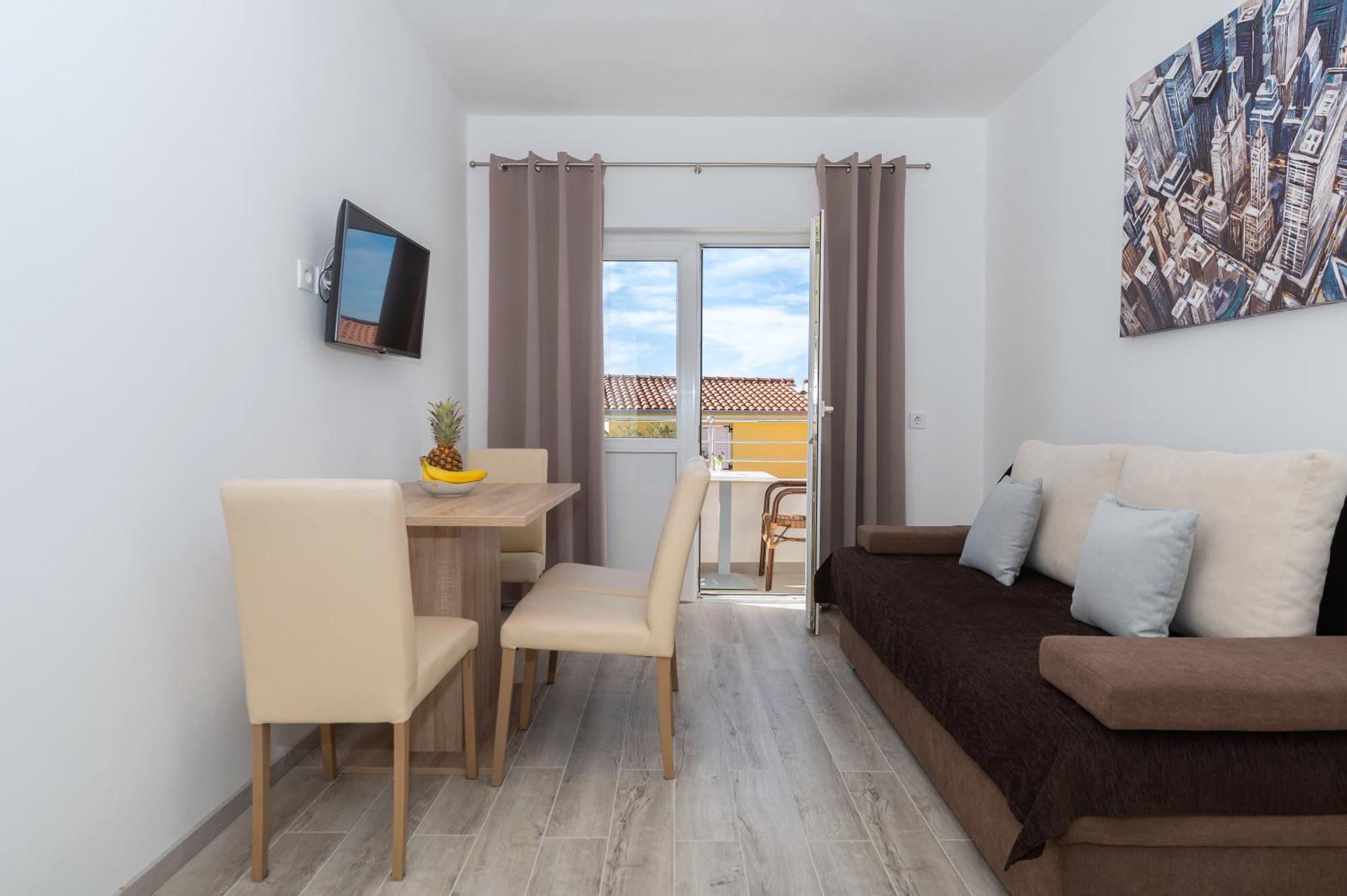 Bilin San Apartment Baska Voda Ruang foto
