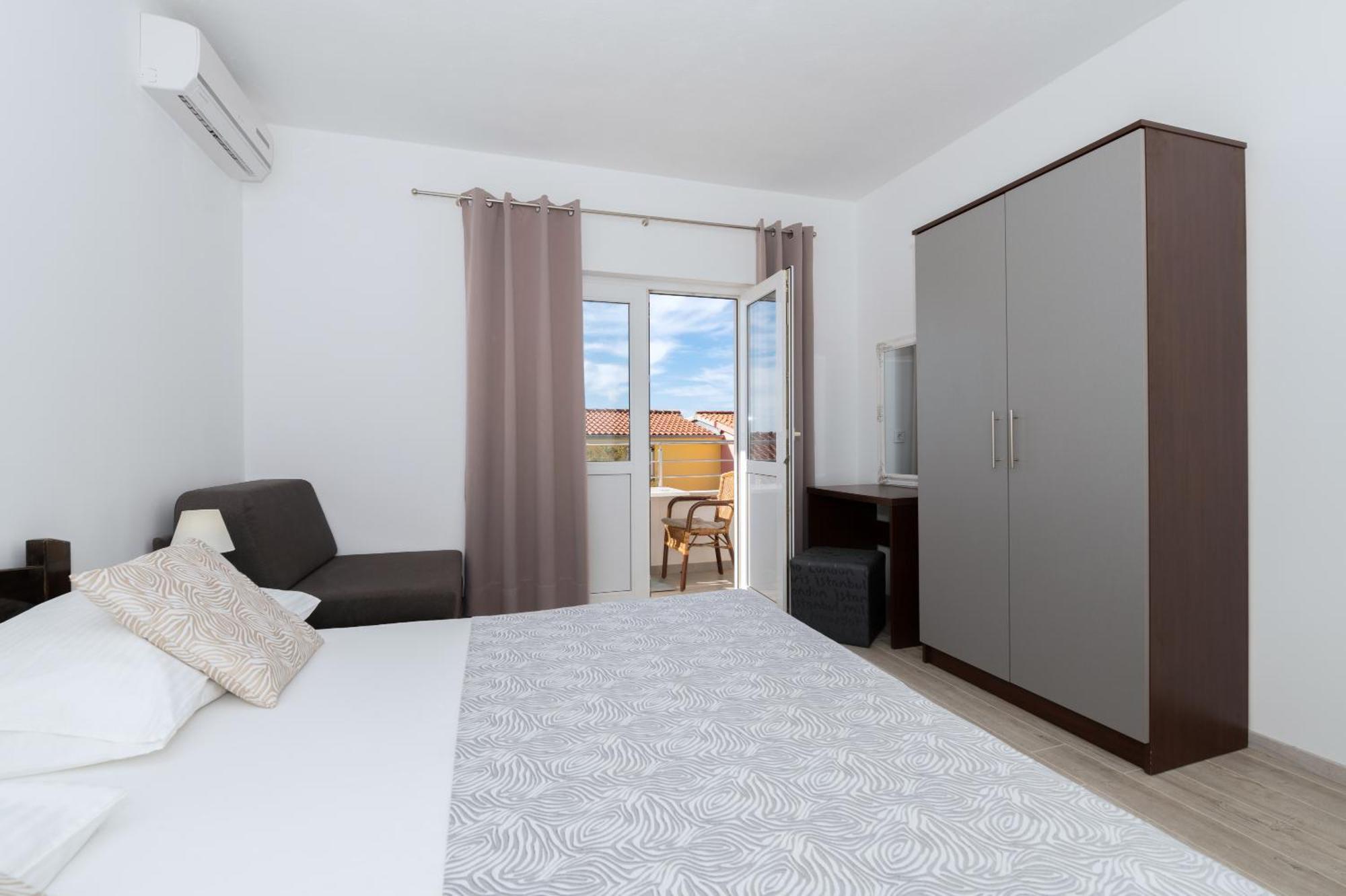 Bilin San Apartment Baska Voda Ruang foto