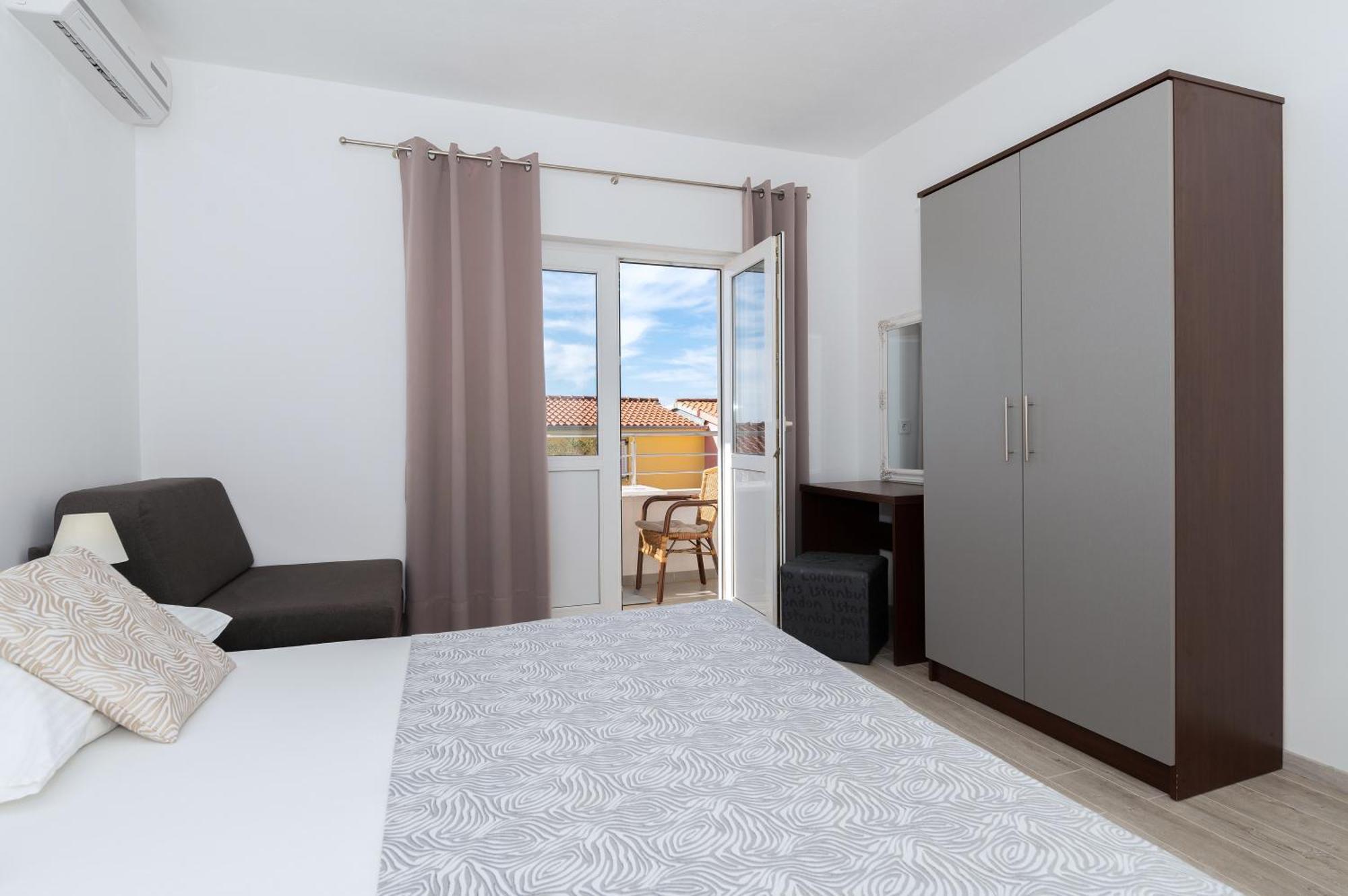 Bilin San Apartment Baska Voda Ruang foto