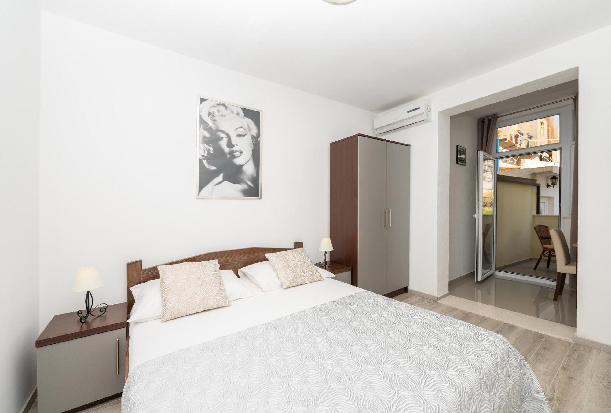 Bilin San Apartment Baska Voda Ruang foto